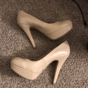 Guess Shoes - Guess nude heels size 6.5 Guess Shoes - Guess nude heels size 6.5